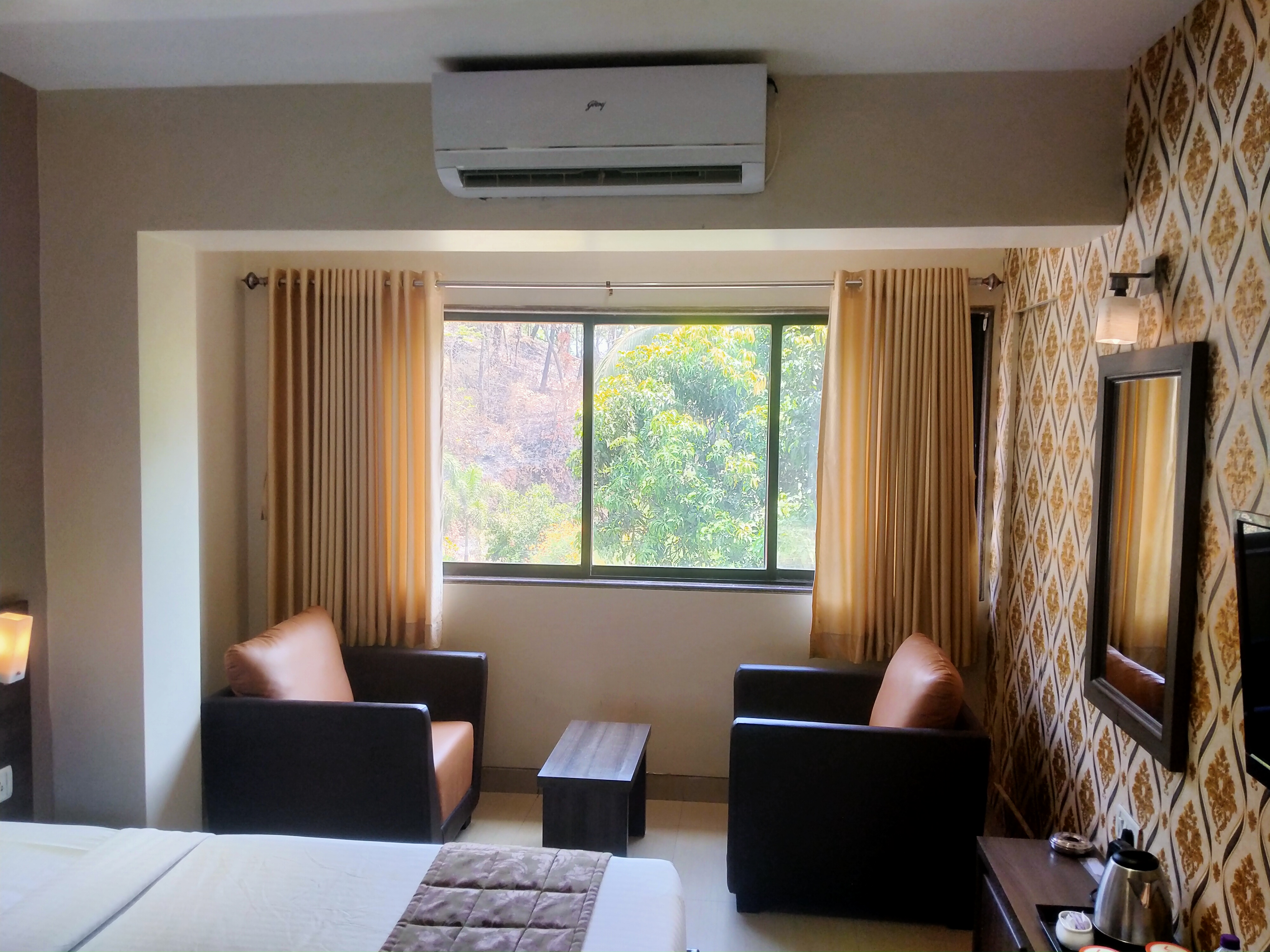 Family Room gallery image